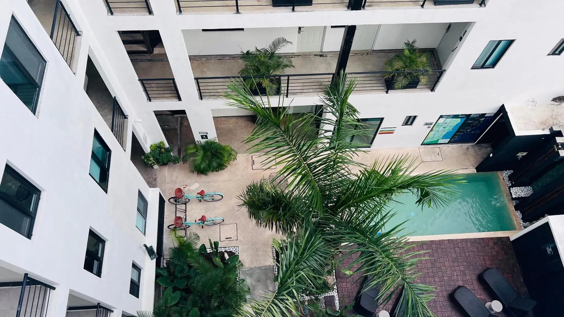 **** Hotel Coco Live Suites Playa del Carmen Mexico