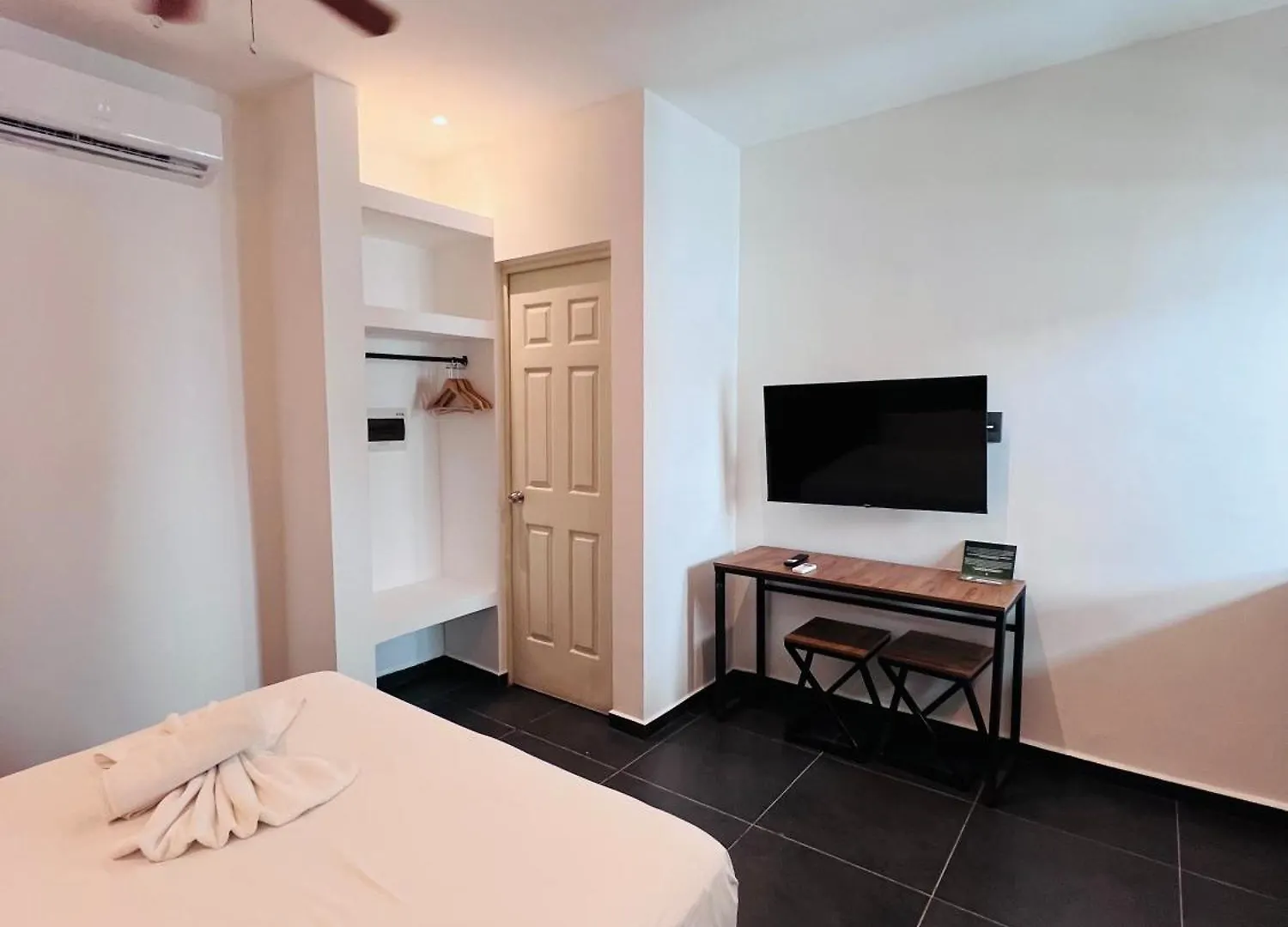 Coco Live Suites Playa del Carmen Messico
